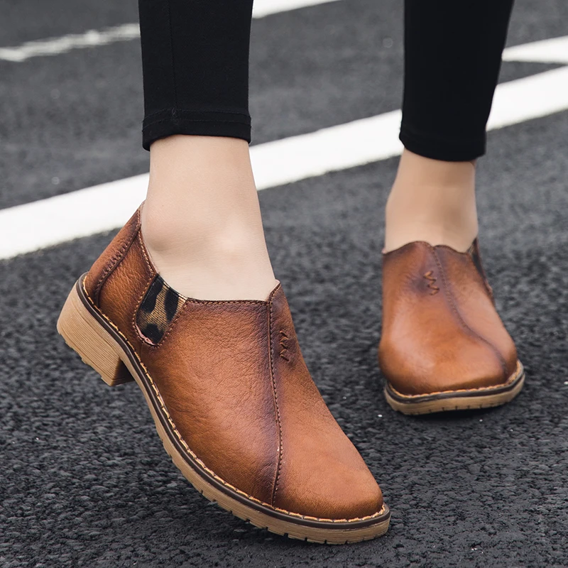 

Женские туфли-оксфорды из натуральной кожи, лоферы на низком каблуке, 2021, женские деловые повседневные туфли, леопардовые модные броги