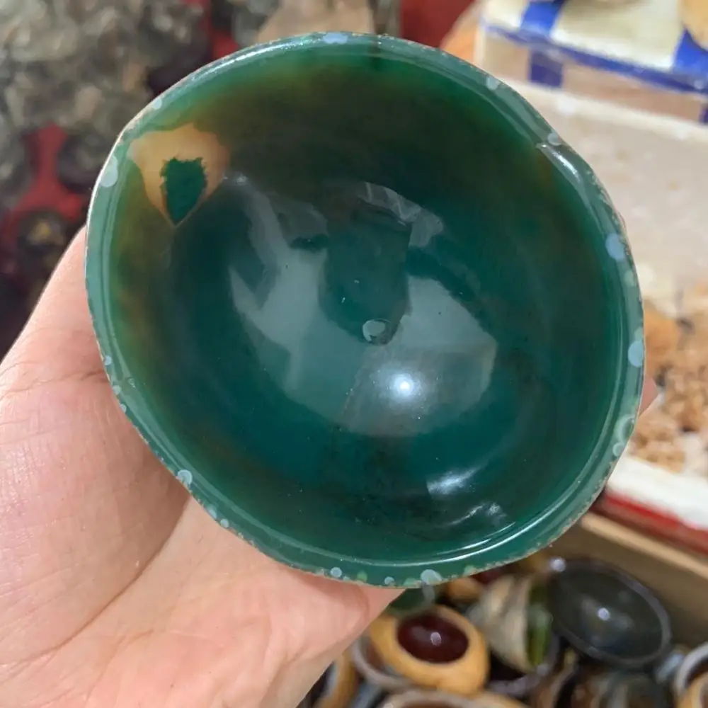

1 piece beautiful natural crystal agate bowl agate Ashtray crystal ashtray for home decoration natural stone agate bowl