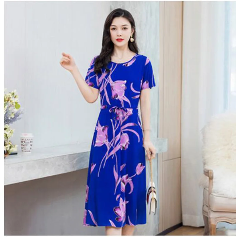 Женское свободное платье среднего возраста удобное пляжное длинное из хлопка с