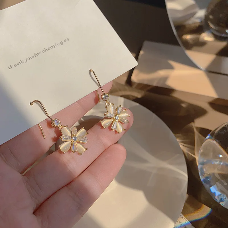 Новые трендовые Модные индивидуальные маленькие свежие серьги дикие супер