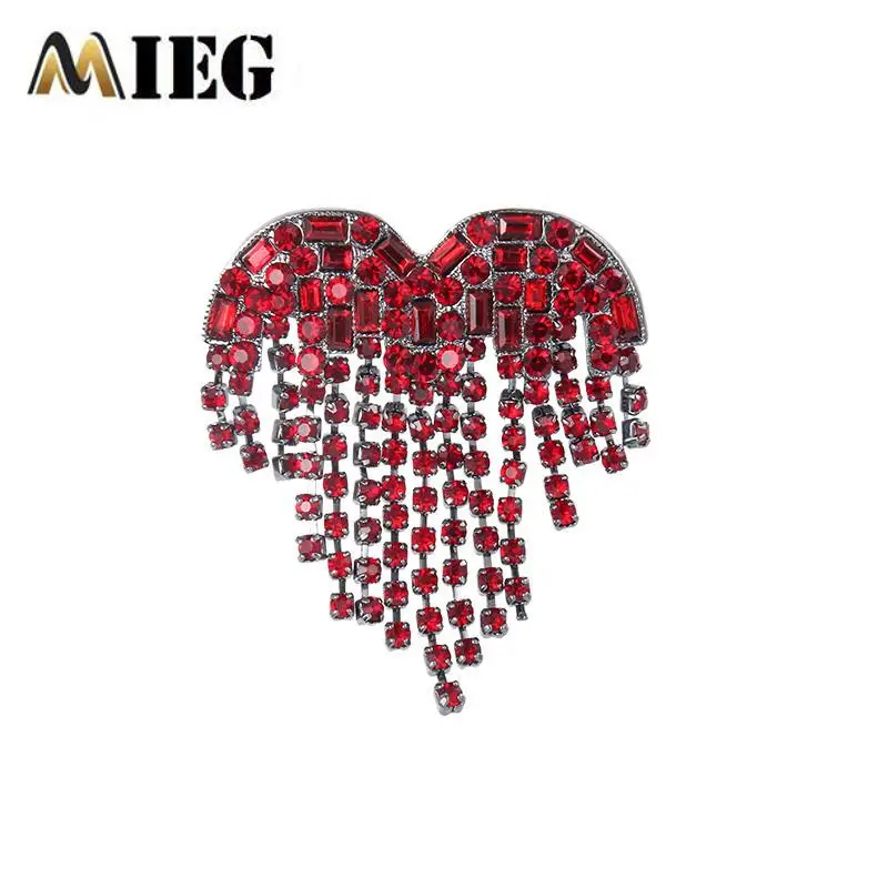 MIEG модные красные/белые броши в форме сердца со стразами для женщин элегантная