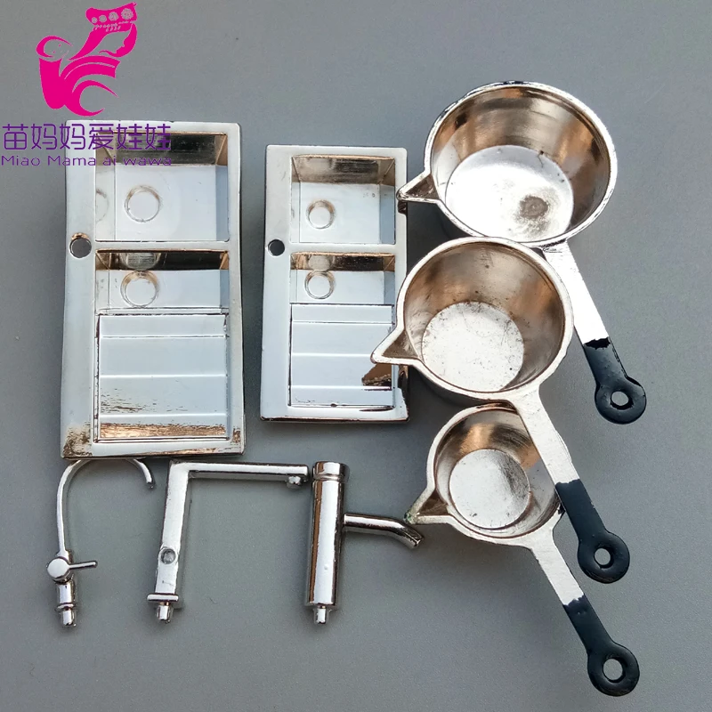 

Миниатюрные игрушки для кукол имитация шахматной доски, забавные игрушки, мини фрукты мини-бутылка для вина для кукол Барби