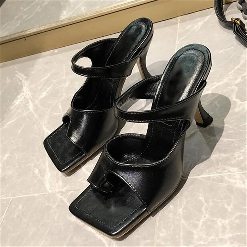 

NEW 2020 Fashion Square head PU Women Sandals Sexy Peep Toe High Heels Sandals Lady Toe clamping Slippers Party Shoes 35-39