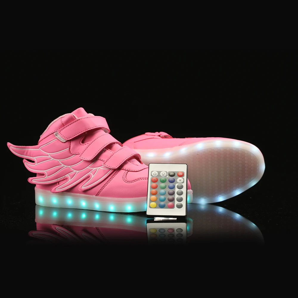 Кроссовки детские осенние светодиодные с пультом ДУ | Детская одежда и обувь