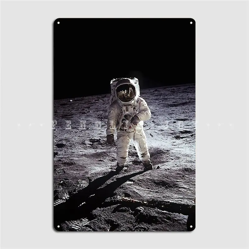

Базз альдрин на Луне, металлический знак, Клубные таблички, забавная пещера, жестяной знак паба постер