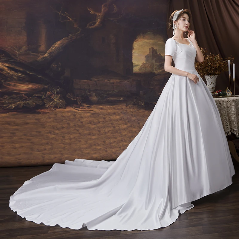 

Satin Wedding Dress Ball Gowns Plus Size Bride Luxury French-style Light Tail Wedding Dresses Lace Up Dresses Vestido De Noiva