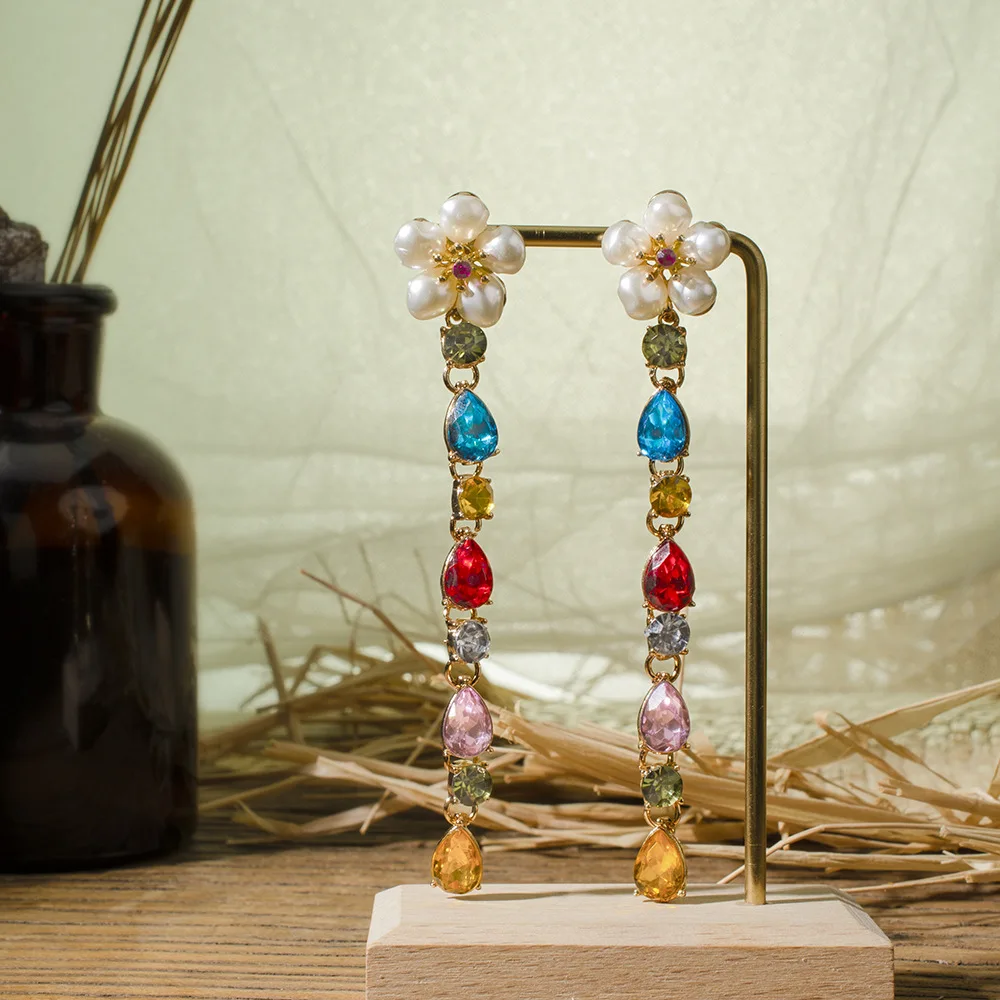 Модные длинные серьги в виде цветка для женщин новая модель 2019 искусственные