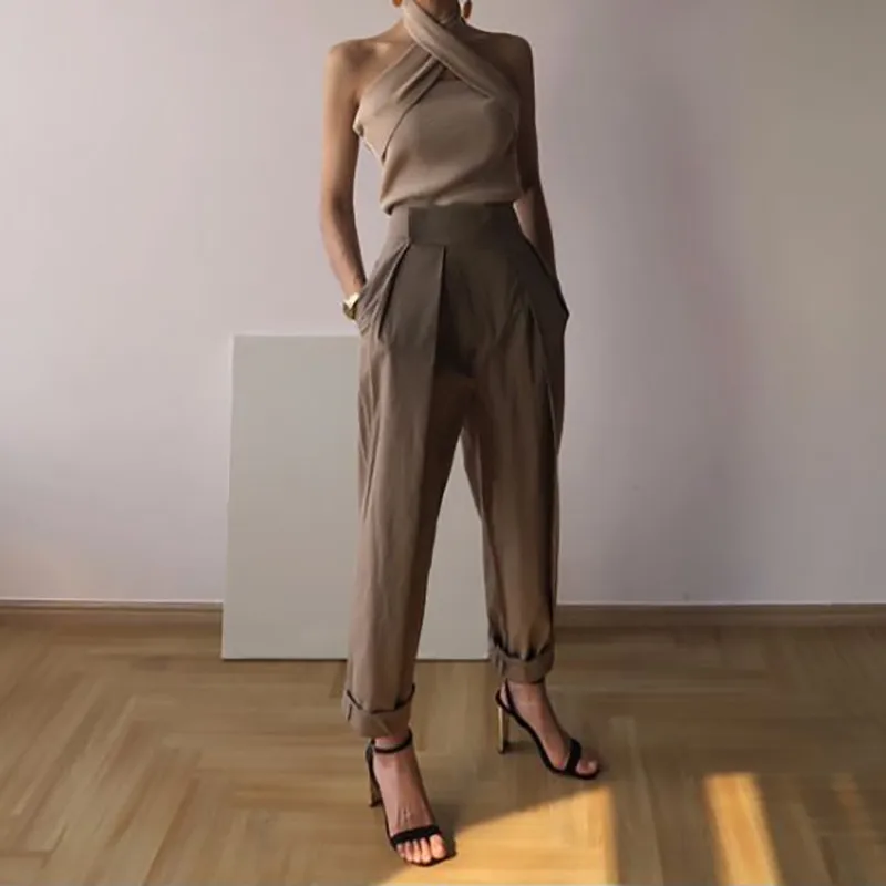 Однотонный сексуальный женский свитер без рукавов с бретельками на шее