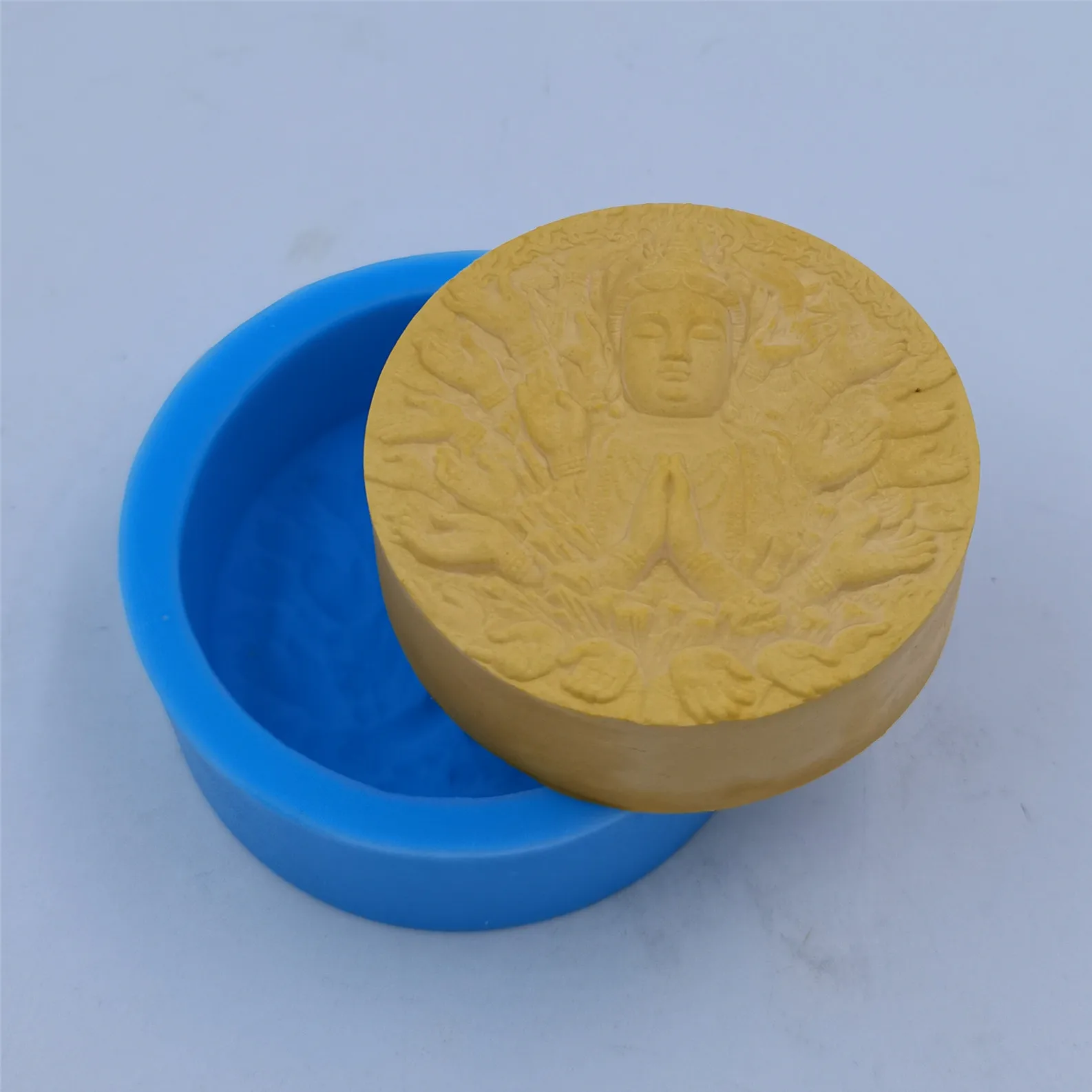Thousand Hands Buddha Soap Mold Candle Wax Melt Silicone Molds Decorated Gypsum Resin Craft Mould Chocolate Cake Baking Tools images - 6