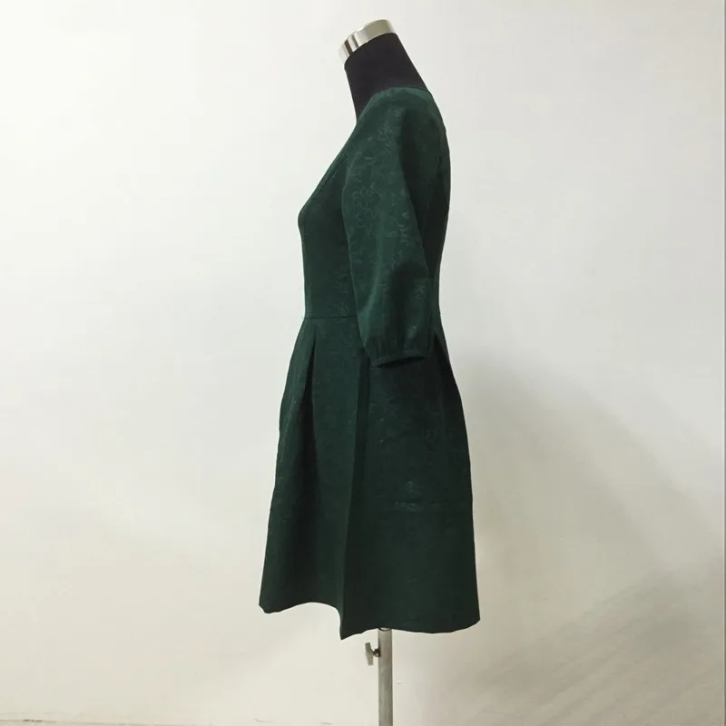 Осеннее платье для мамы и дочки 2019 зимнее на молнии с полурукавом глубоким