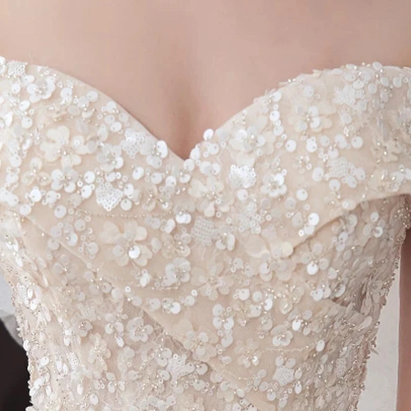 

Wedding Dresses Illusion V-Neck Short Sequined Off The Shoulder Backless Lace Tulle Vintage Champagne Women Bridal Gown GB418
