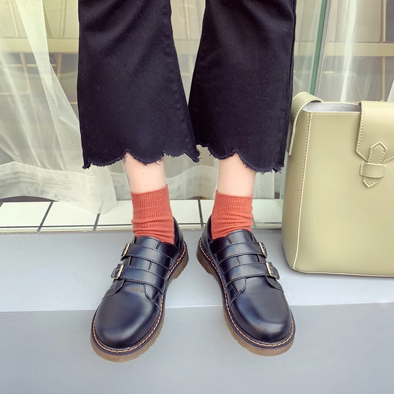 

Fashion Designer Style Retro Small Leather Shoes Female Falts Students Joker Comfort Belt Buckle Mature Zapatos De Mujer W40-42