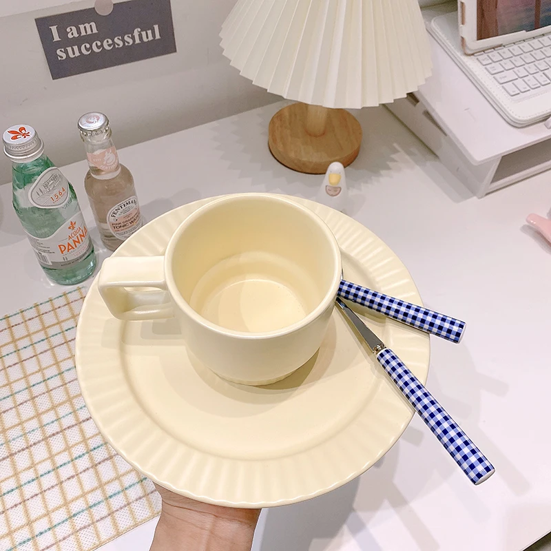 

Handmade Nordic Coffee Mugs Porcelain Handle Simple Milk Cups Breakfast Eco Friendly Koffie Kopjes Kitchen Dining Bar EF50CS