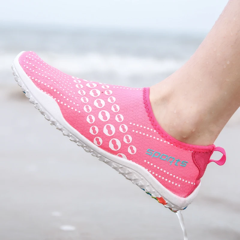 

Unisex Swimming Water Shoes Men Barefoot Outdoor Beach Sandals Upstream Aqua Shoes Plus Size Nonslip River Sea Diving Sneakers