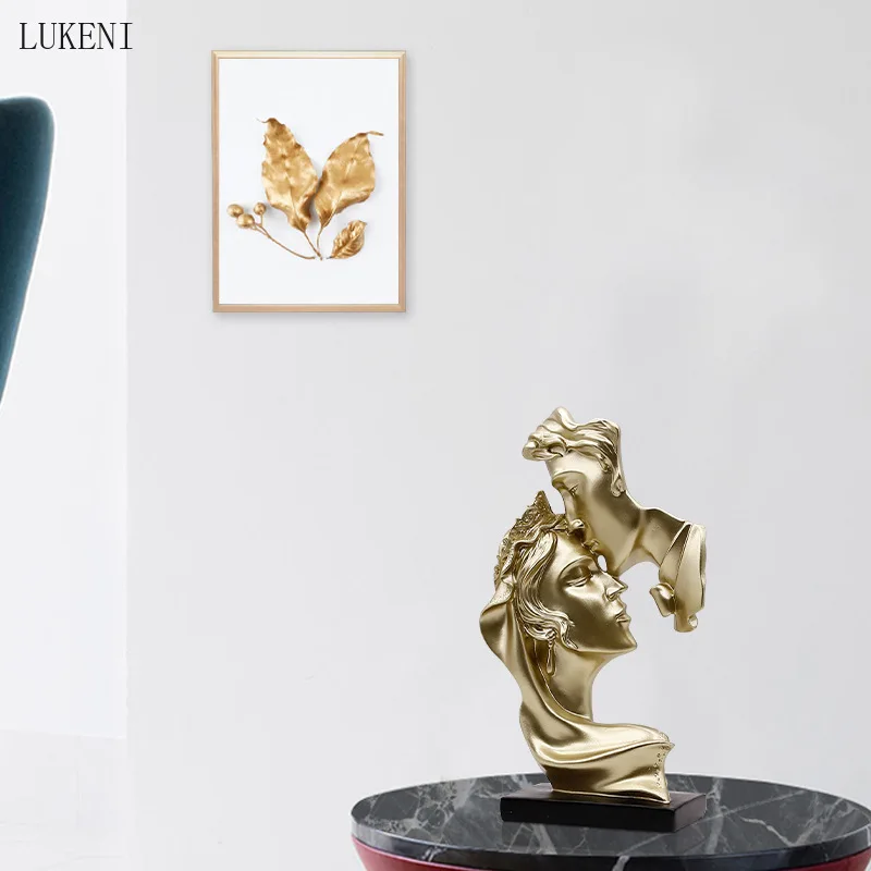 

CREATIVE ABSTRACT ART COUPLE DECORATION LIVING ROOM WINE CABINET STUDY DECORATION CHARACTER SCULPTURE CRAFTS WEDDING GIFT