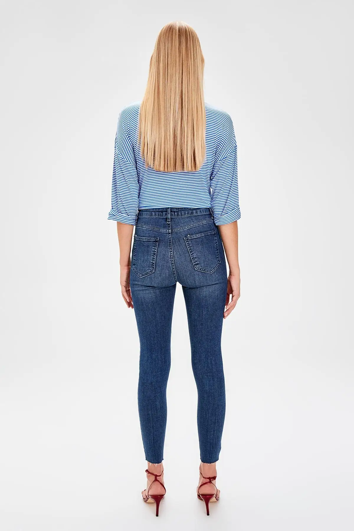 Trendyol синие джинсы скинни с высокой талией TWOAW20JE0118