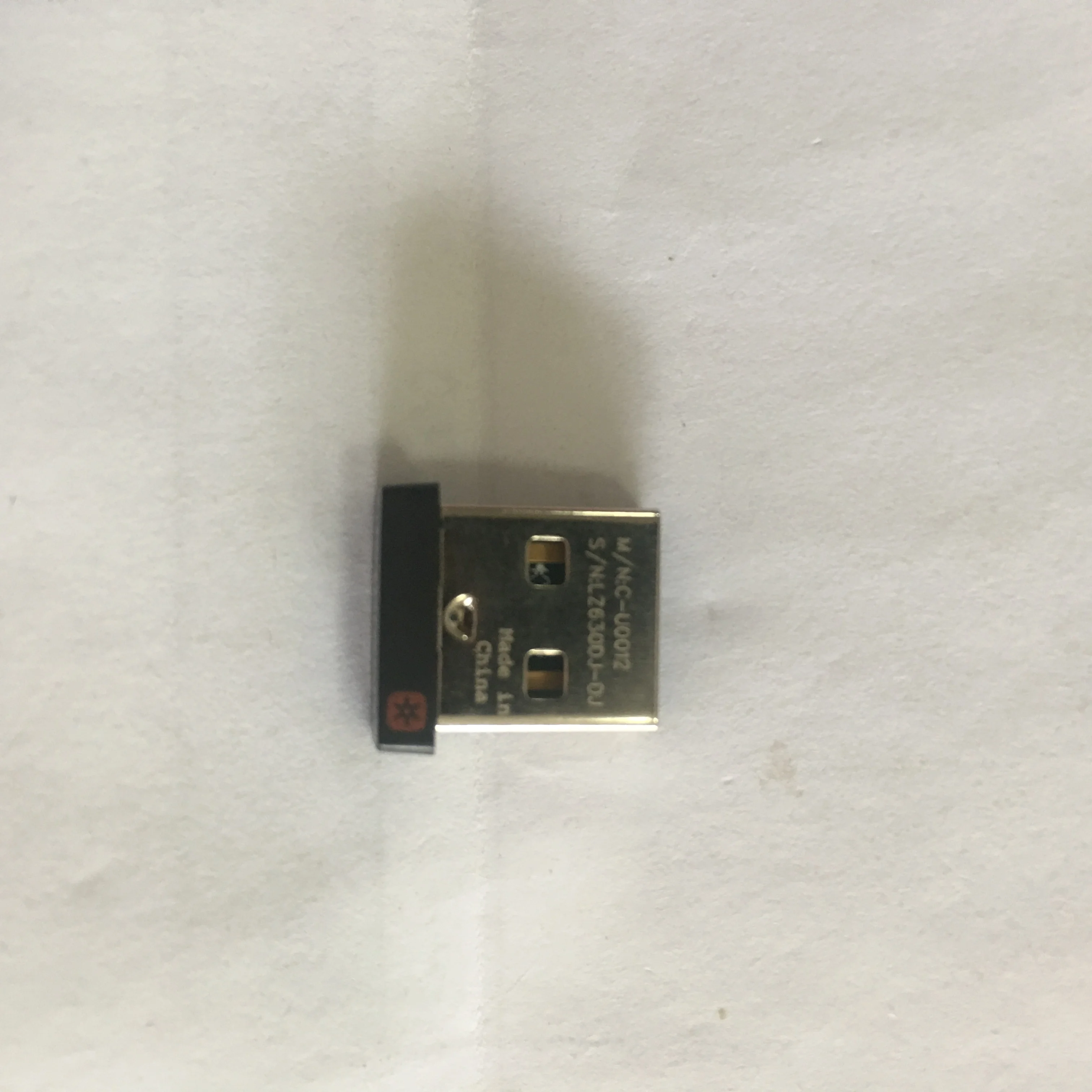 Оригинальный ресивер Logitech 3 мм для подключения беспроводной мыши и клавиатуры до