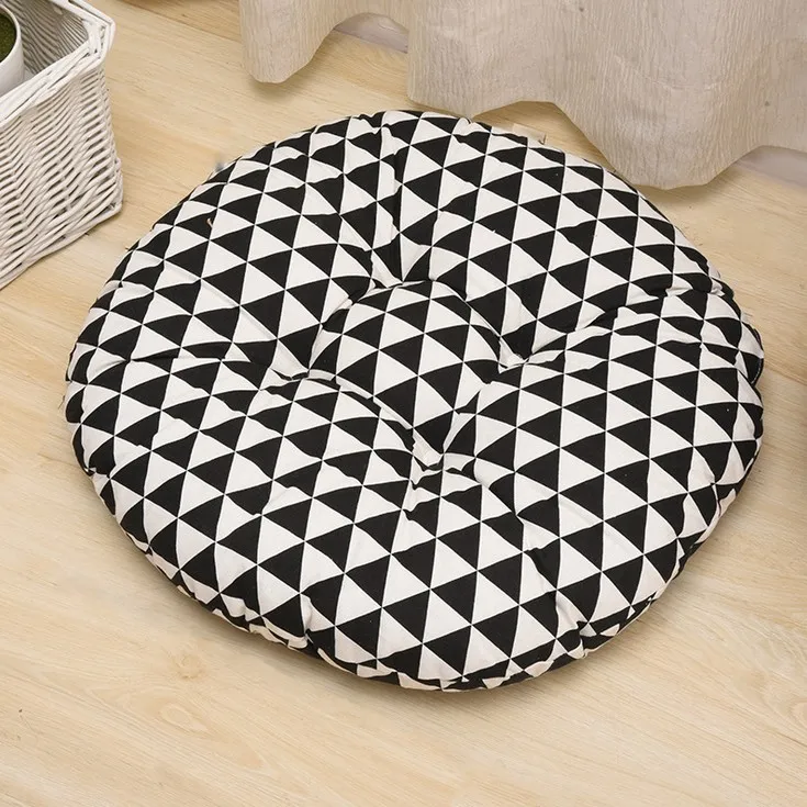 

Round Shape 2 Size Seat Cushion Silk Cotton Core Cotton Polyester Tatami Cushion Pillow Home Decoration Car Soft Sofa Cushion