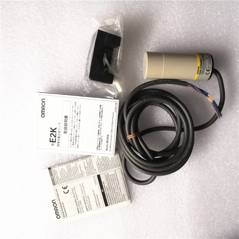 

Omron E2C-AK4A Separate Amplifier Proximity Sensor with Adjustment Potentiometer