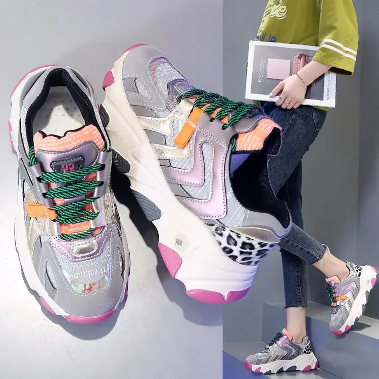 Весенняя обувь новинка подходящая ко всему женская сетчатая красная