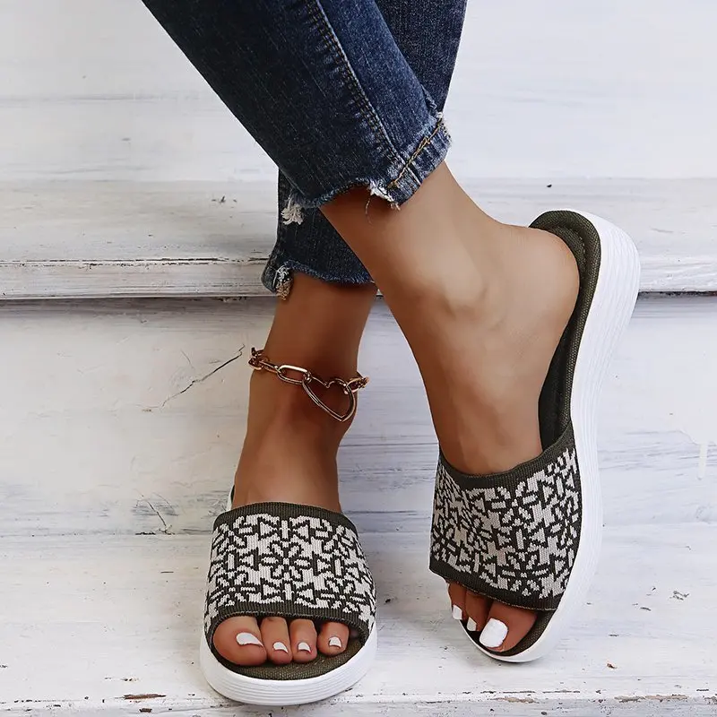 

2021 New Summer Slippers Women Shoes Printed Female Flats Beach Ladies Casual Shoes Soft Sole Open Toe Sandals Females Slides