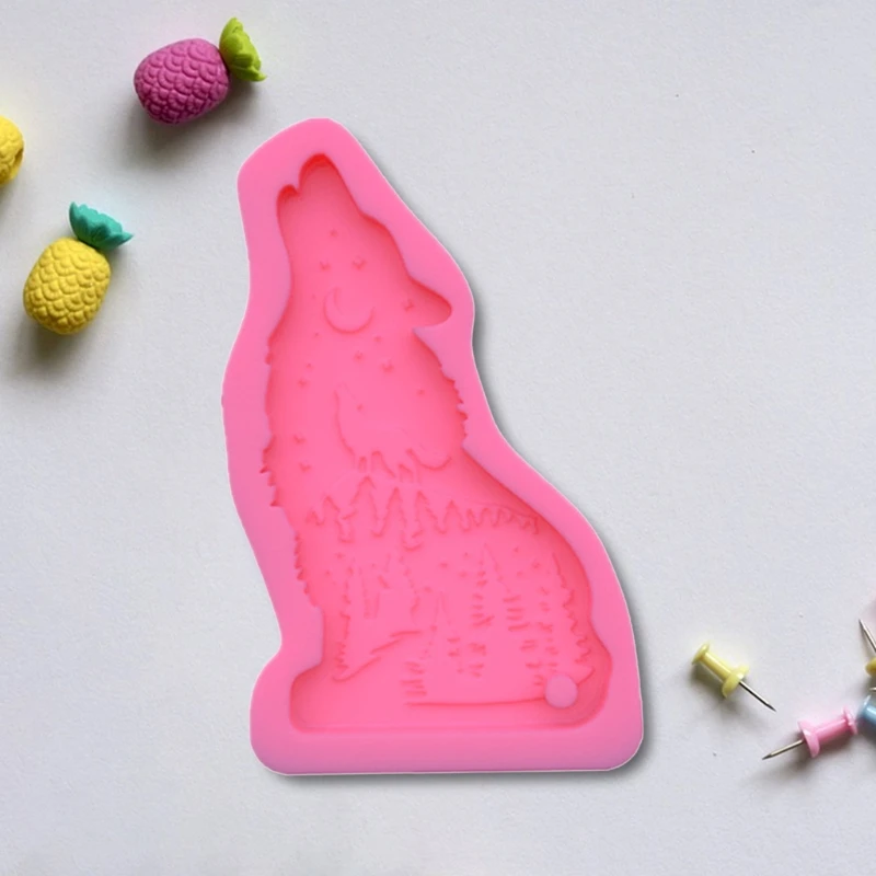 

Shiny Wolf Keychain Epoxy Resin Mold Necklace Pendant Silicone Mould DIY Crafts Jewelry Decortaion Casting Tool