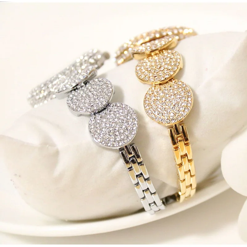 

Women Watches Top Brand Fashion Luxury Full Diamond Watch Creative design Bracelet Watches Quartz Wristwatch Feminino Relogio