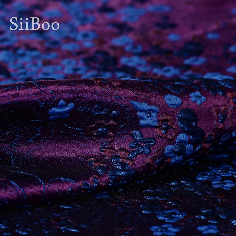 Жаккардовая парчовая ткань для костюма двусторонняя фиолетово-синяя с цветочным