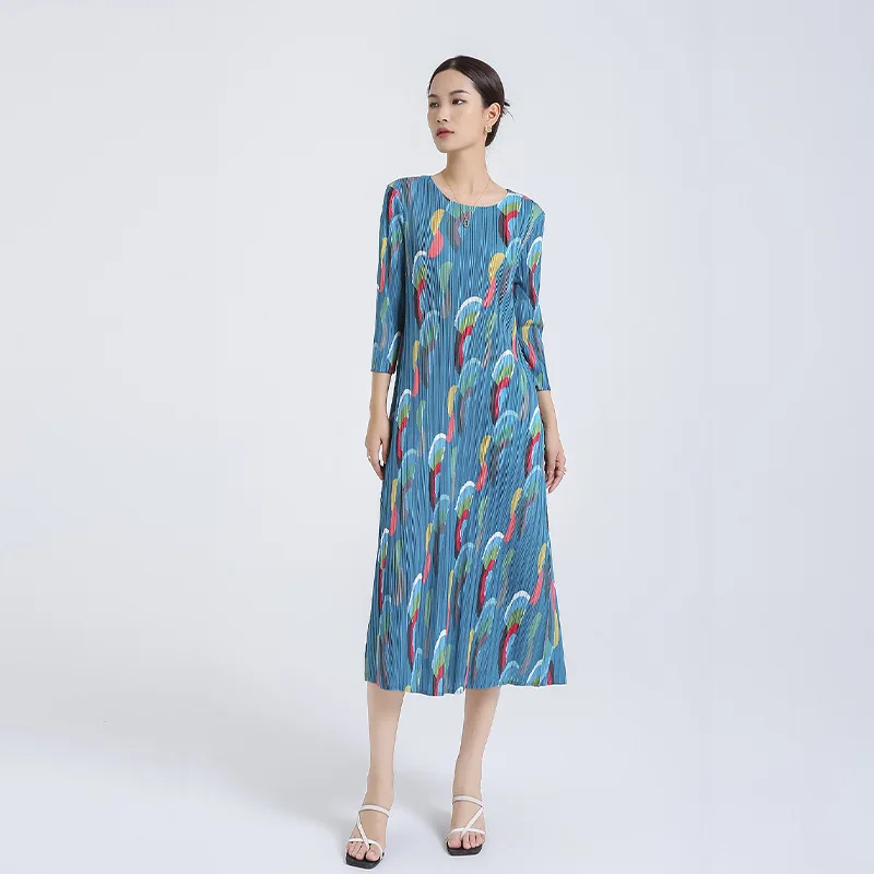 

Changpleat New women's printed dresses for autumn 2021 Miyak fold Large size high elasticity versatile fashion mid-length dress
