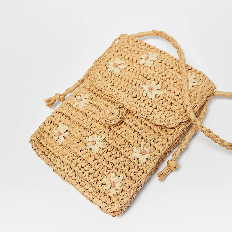 

THREEPEAS Casual Cute Straw Bags Women Summer Messenger Bag Rattan Bags Beach Lady Travel Purses and Handbags Shoulder Bag