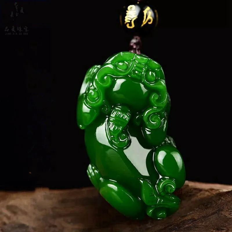 

Natural Green Hand Carved Brave Troops Jade Pendant Fashion Boutique Jewelry Lovers'brave Troops Necklace