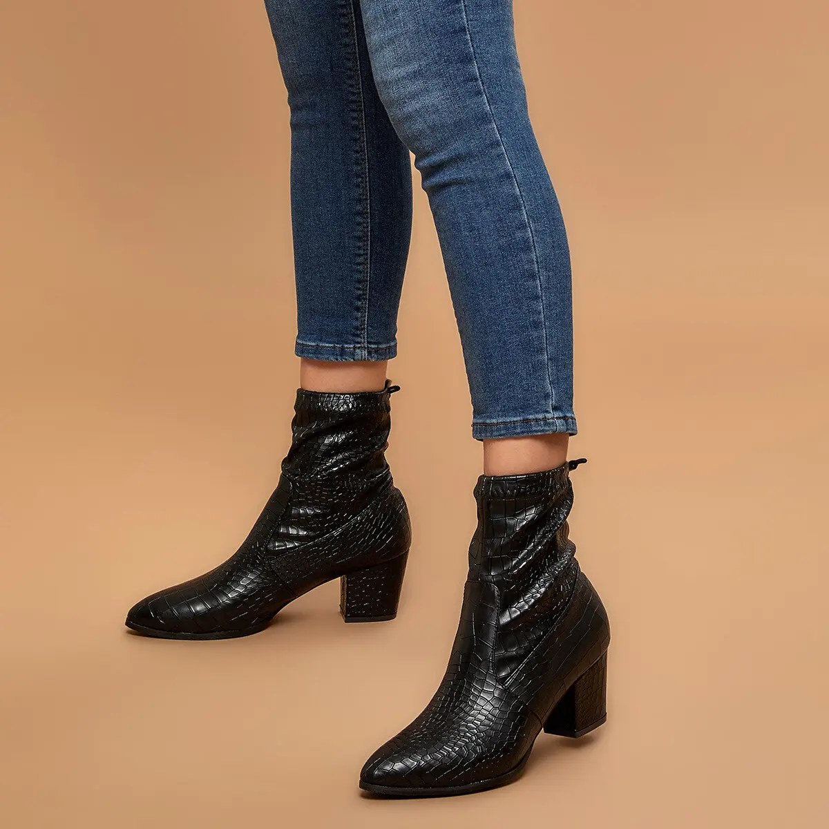 

FLO BOUQUET Black Women Socks Boat BUTIGO
