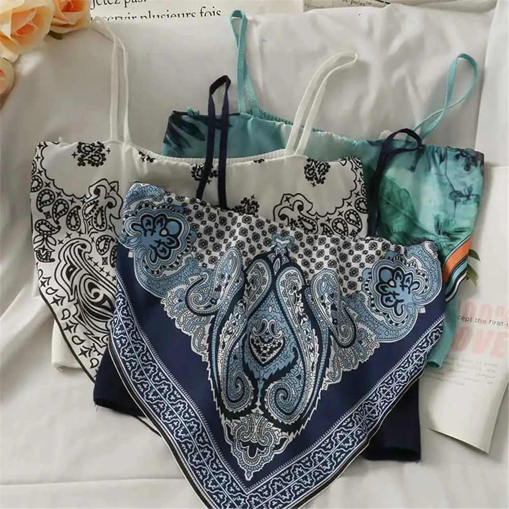 

DAILOU Summer Women Crop Top Sexy Backless 2021 New Off Shoulder Sleeveless Vest Women Printed Casual Vintage Bohemia Tanks Top