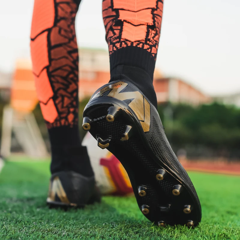 Мужские футбольные бутсы мужские высокие ботильоны профессиональные дышащие