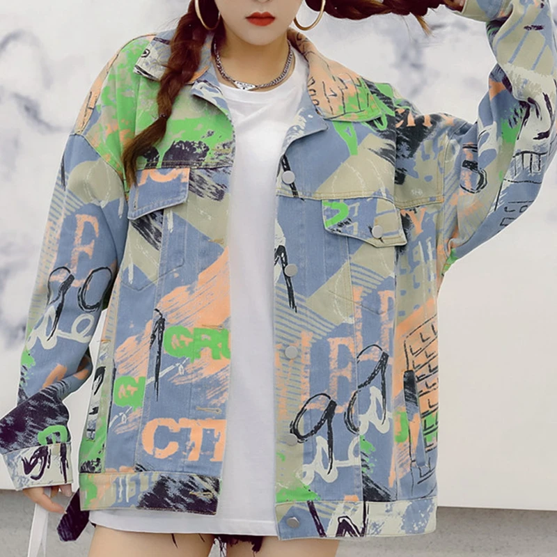 

Fashion High Street Denim Jackets Women Vintage Graffiti Printted Lapel Streetwear Hippop Plus Size Coats Пальто с граффити