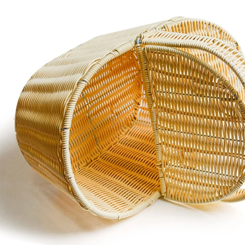 

Q1FD Picnic Basket Woven Rattan Basket with Lid Camping Storage Bread Fruit Food Box