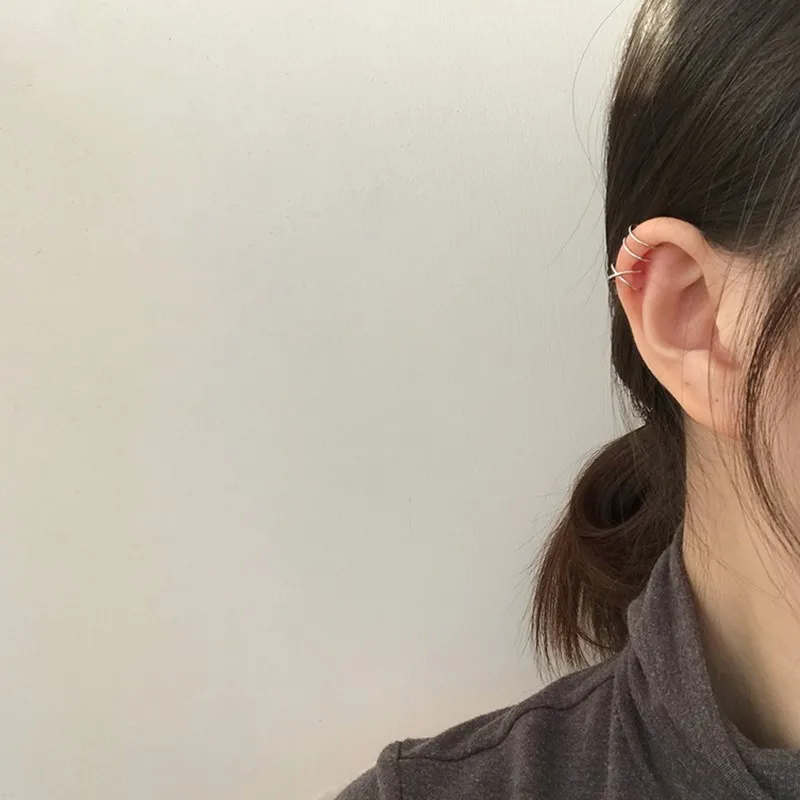 Женские серьги-клипсы в стиле панк BUENOS модные золотые с гвоздиками и узором |