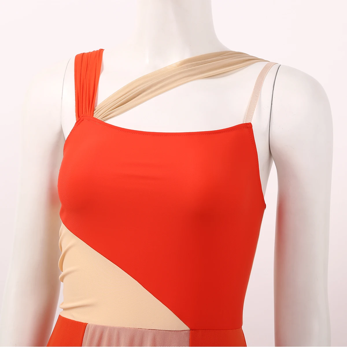 Женский костюм без рукавов в сеточку контрастных цветов |