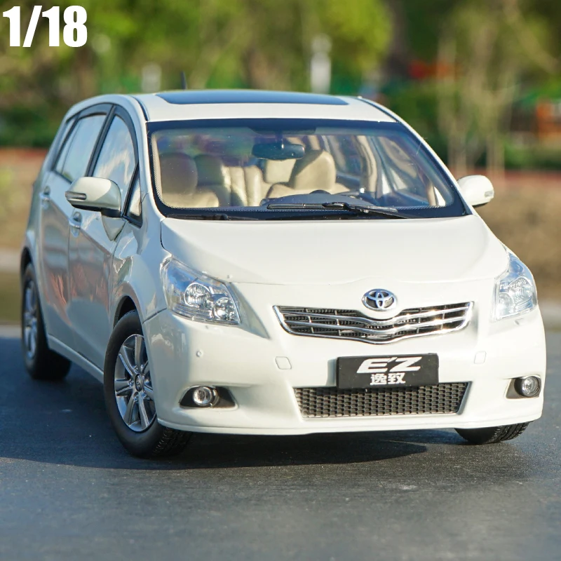 Модель литая в масштабе 1:18 для Toyota EZ Verso миниатюрная Коллекционная игрушечная
