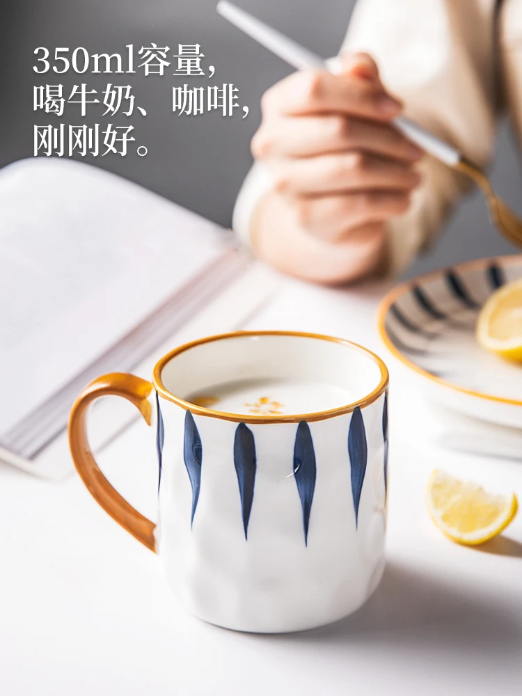 

Japanese Style Mugs Spoon Lid Creative Ceramic Coffee Milk Water Cup Tea Party Drinking Home Drinkware Gifts