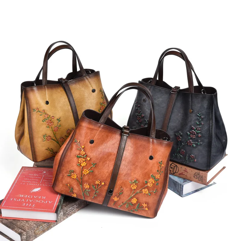 

Retro Embossed Fashion Bags Genuine Leather Handbags Large Capacity Slanting Hand Bag For Women