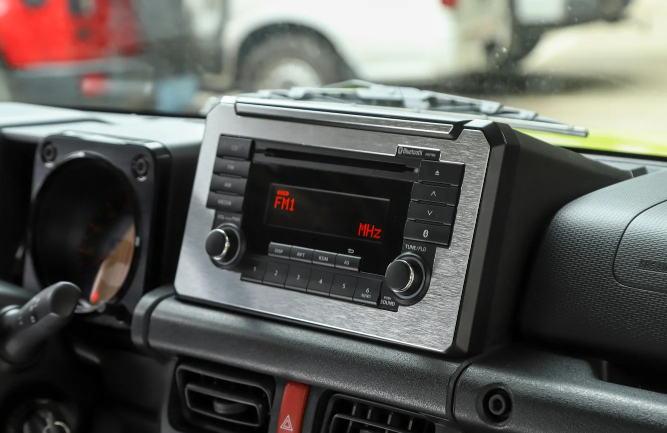 Silver Aluminum Alloy GPS Navigation CD Screen Cover Trim For Suzuki Jimny 2019+ | Автомобили и мотоциклы