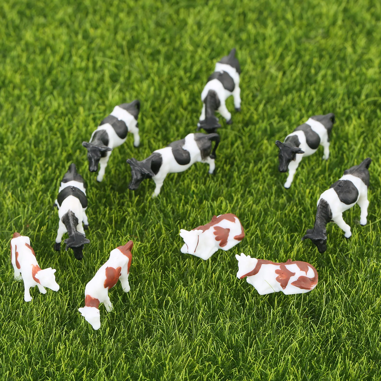 10pcs multicolor 187 model cattle ho scale model train building layout painted animal figures horse model 20mm for train house free global shipping