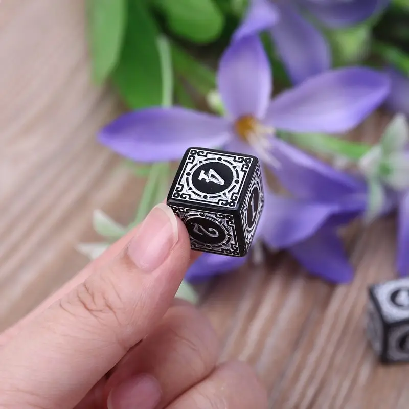 

10Pcs D6 Polyhedral Dice Square Edged Numbers 6 Sided Dices Beads Table Board