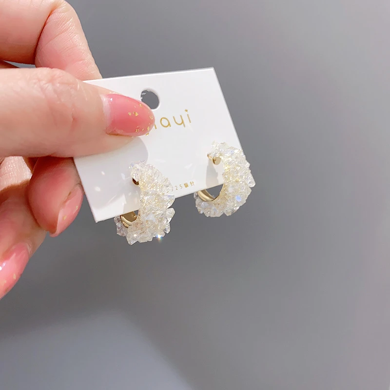 

Elegant White Acrylic Crystal Earrings Drop For Women Fashion Delicate New Accessory