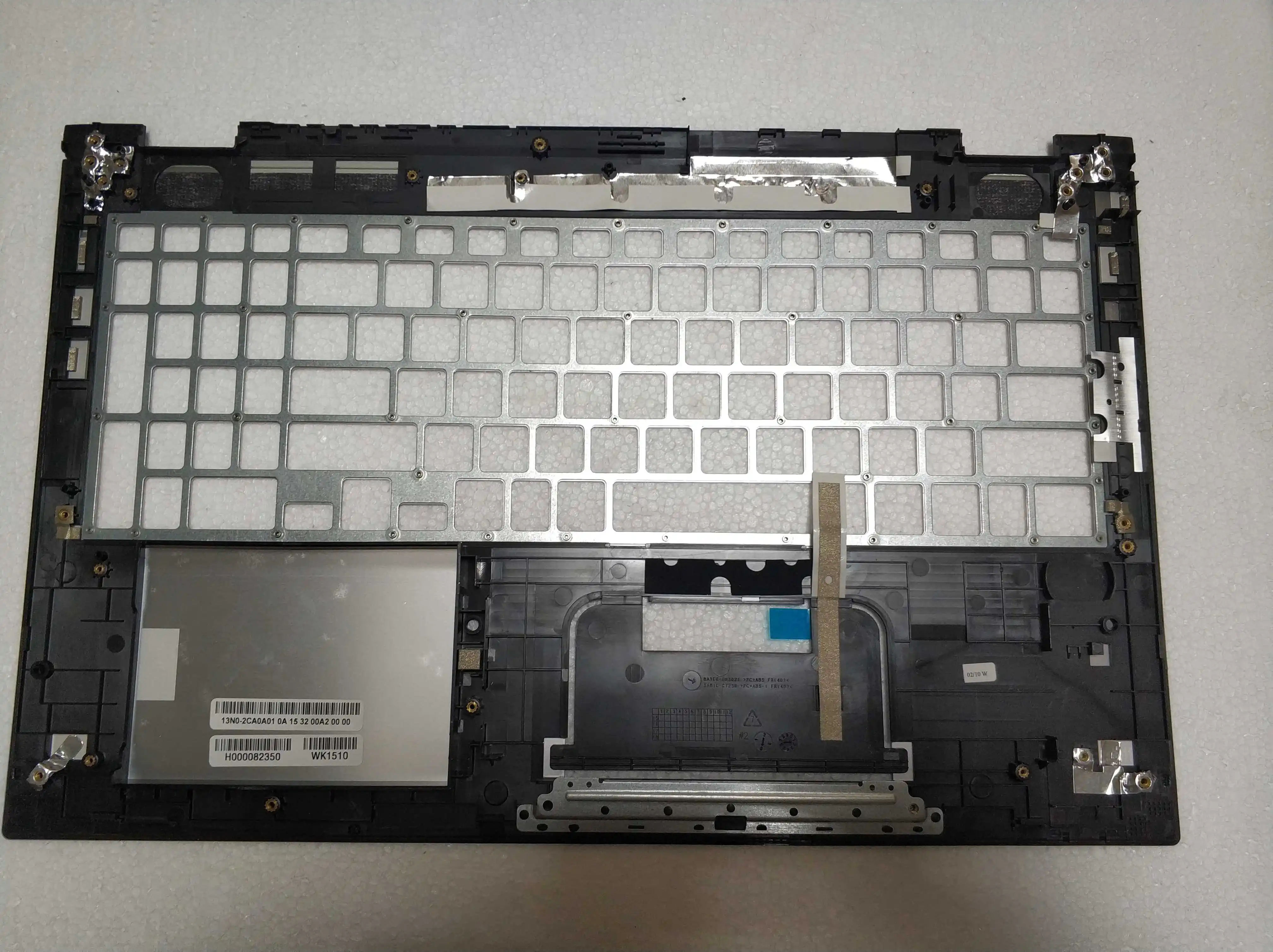 

new for Toshiba P55W-C C cover keyboard bezel H000082350 13N0-2CA0A01