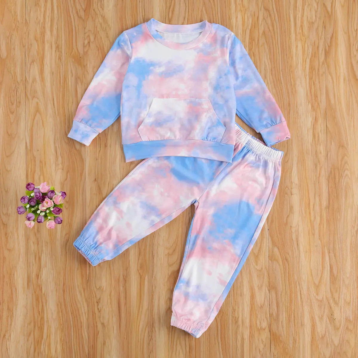 

Комплект детской одежды Tie-dye, футболка с длинным рукавом для маленьких девочек, с большими карманами и брюки с эластичным поясом на весну и о...