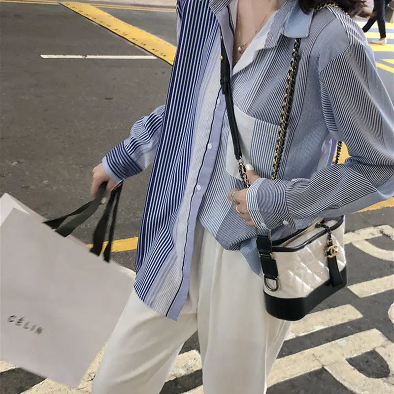 

Women 2021 Spring Autumn Fashion Striped Loose Shirts Female Long-sleeved Shirts Ladies Retro Buttons Bottoming Blouses V861