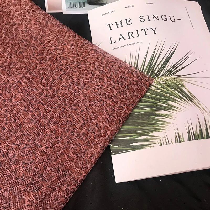 Ширина 150 см 100% полиэстер сетка с леопардовым принтом высокого качества мягкая