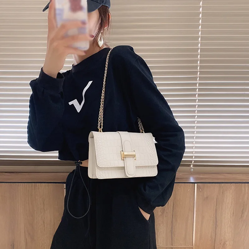 

All-match Western Style Chain Bag Female Popular New Fashion Shoulder Messenger Bag Small Square Bag